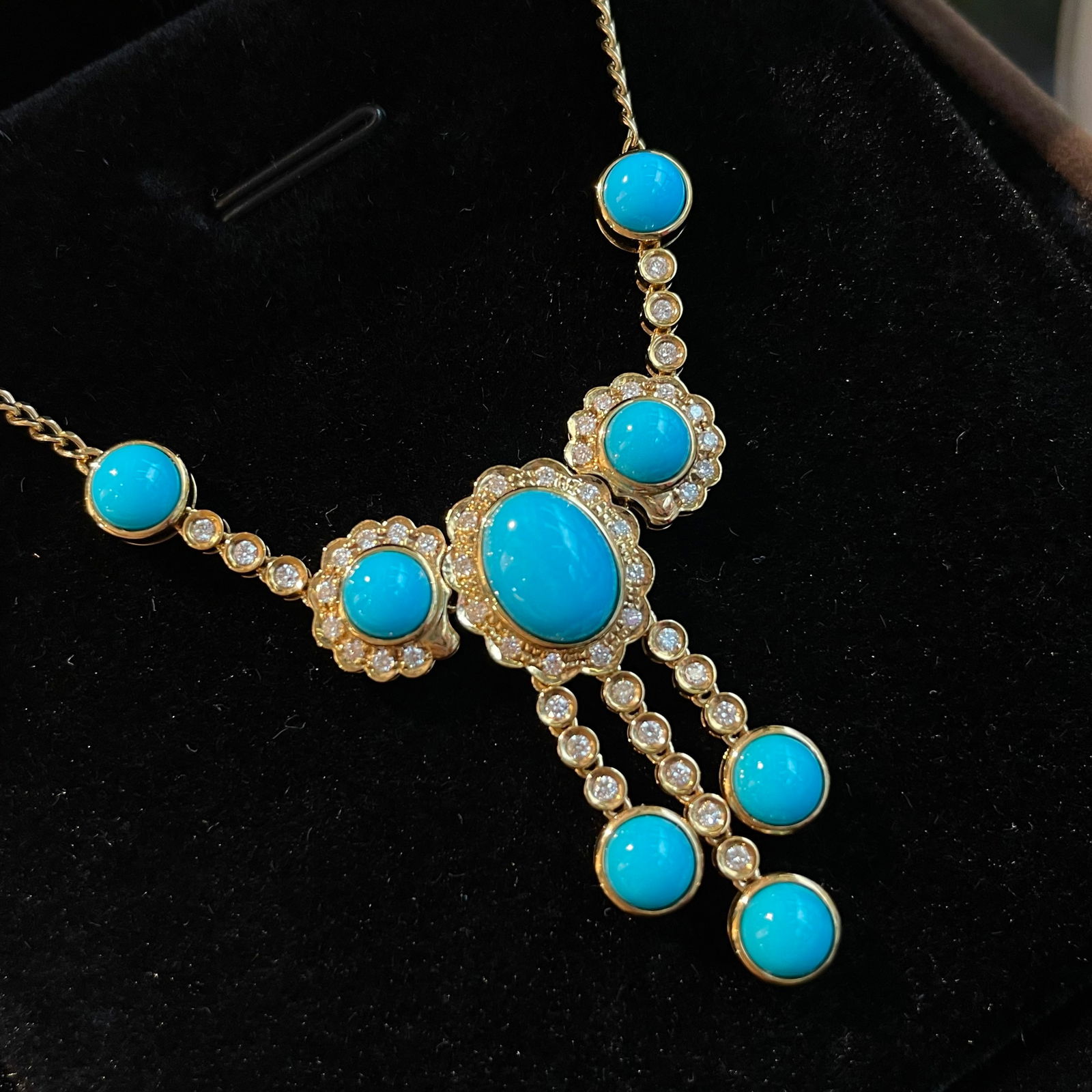 14k Gold 6 Ct Natural Blue Turquoise & Diamond Necklace - 2