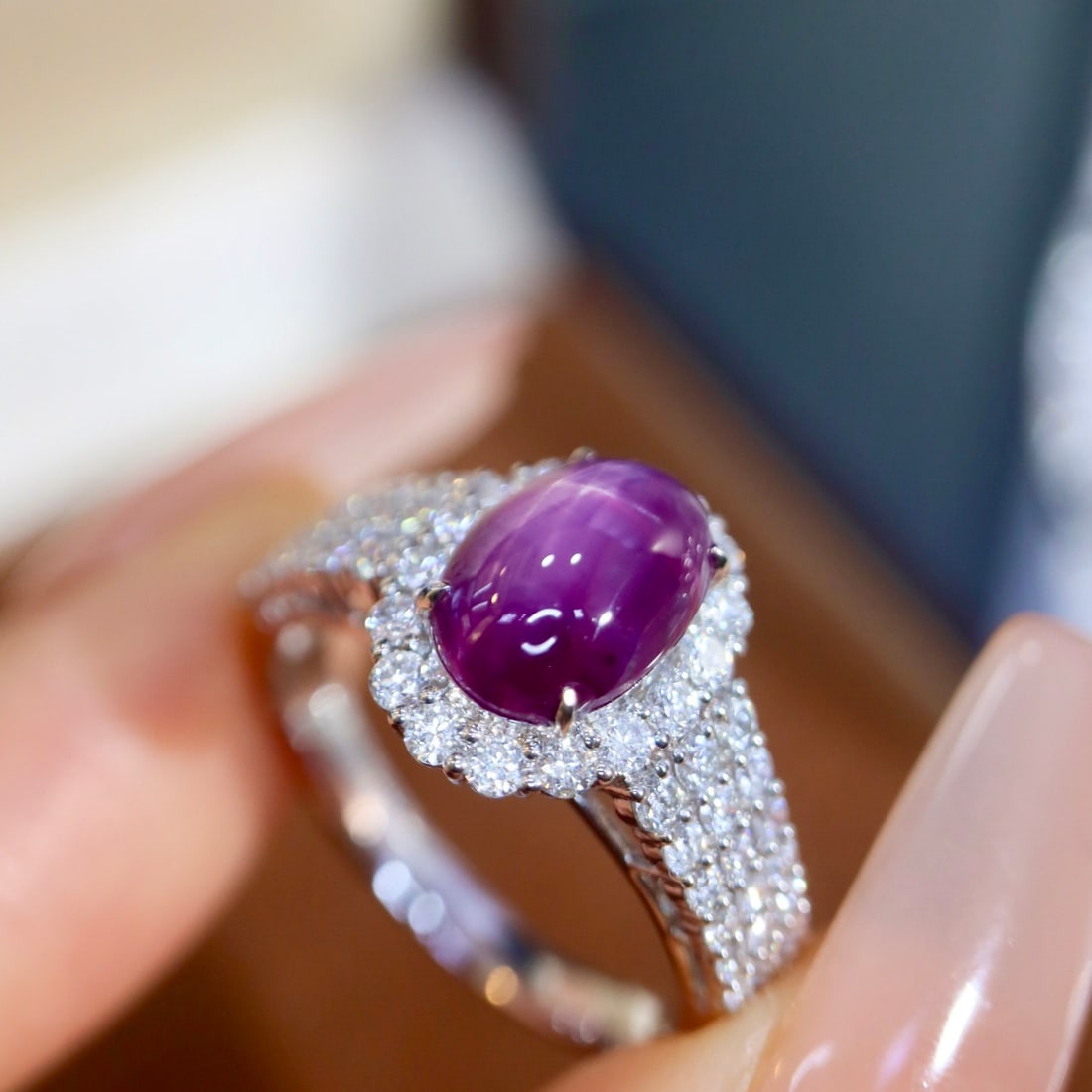 14k Gold 4.36 Ctw Natural Star Sapphire & Diamond Ring - 6