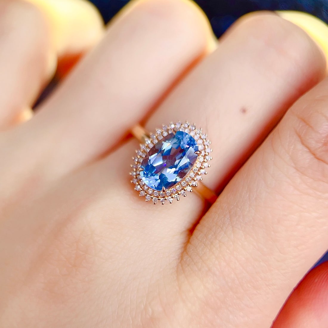 14k Gold 1.92 Ct Natural Aquamarine & Diamond Ring - 6