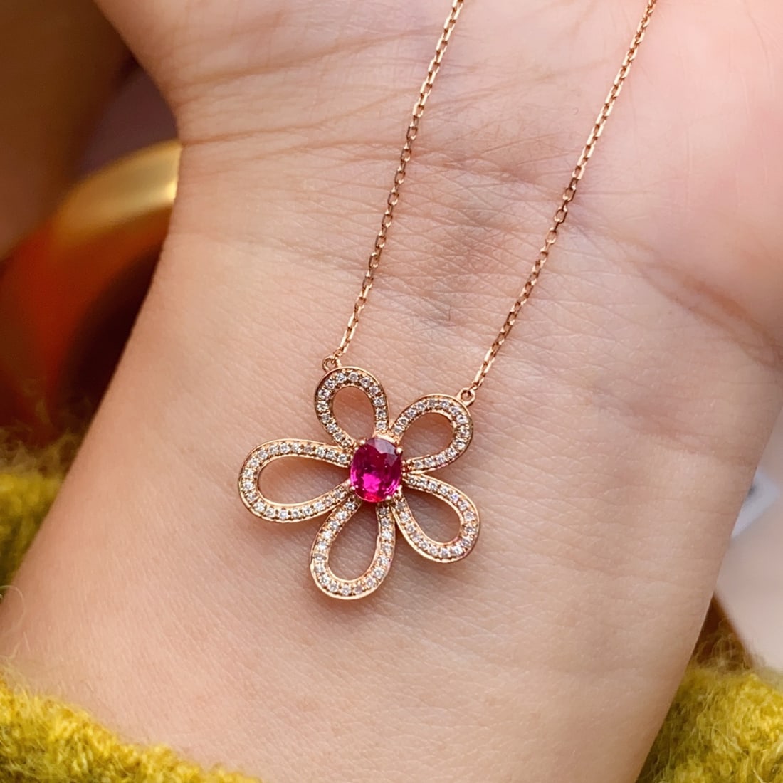 14k Gold 0.48 Ct Natural Ruby & Diamond & Flowers Necklace - 4