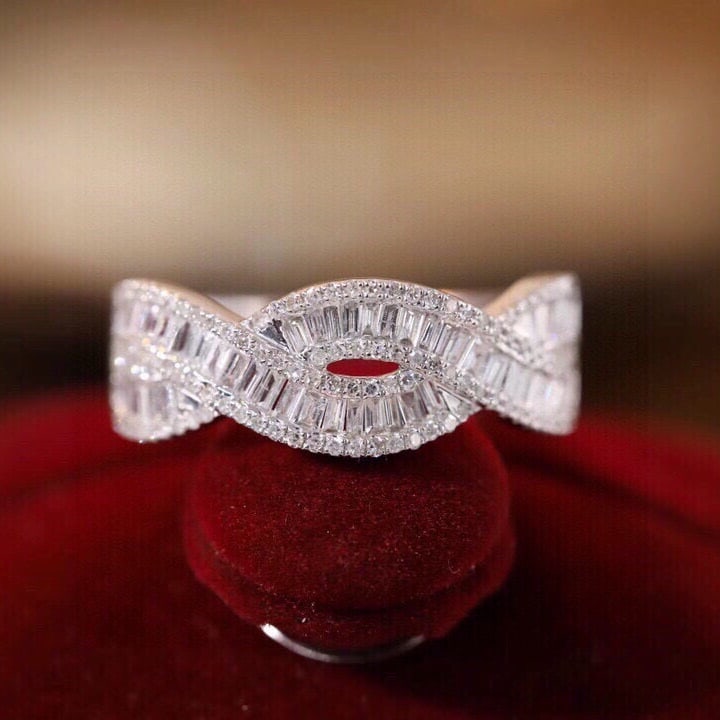 14k Gold 0.60 Ct Natural H Diamond Ring: Ref:231108297 // gold content:14k gold // ring size:7. 25us // // main gemstone:diamond // shape:multiple // carat weight:0. 60ct // clarity grade:vs-si // color:h // treatment:natural //