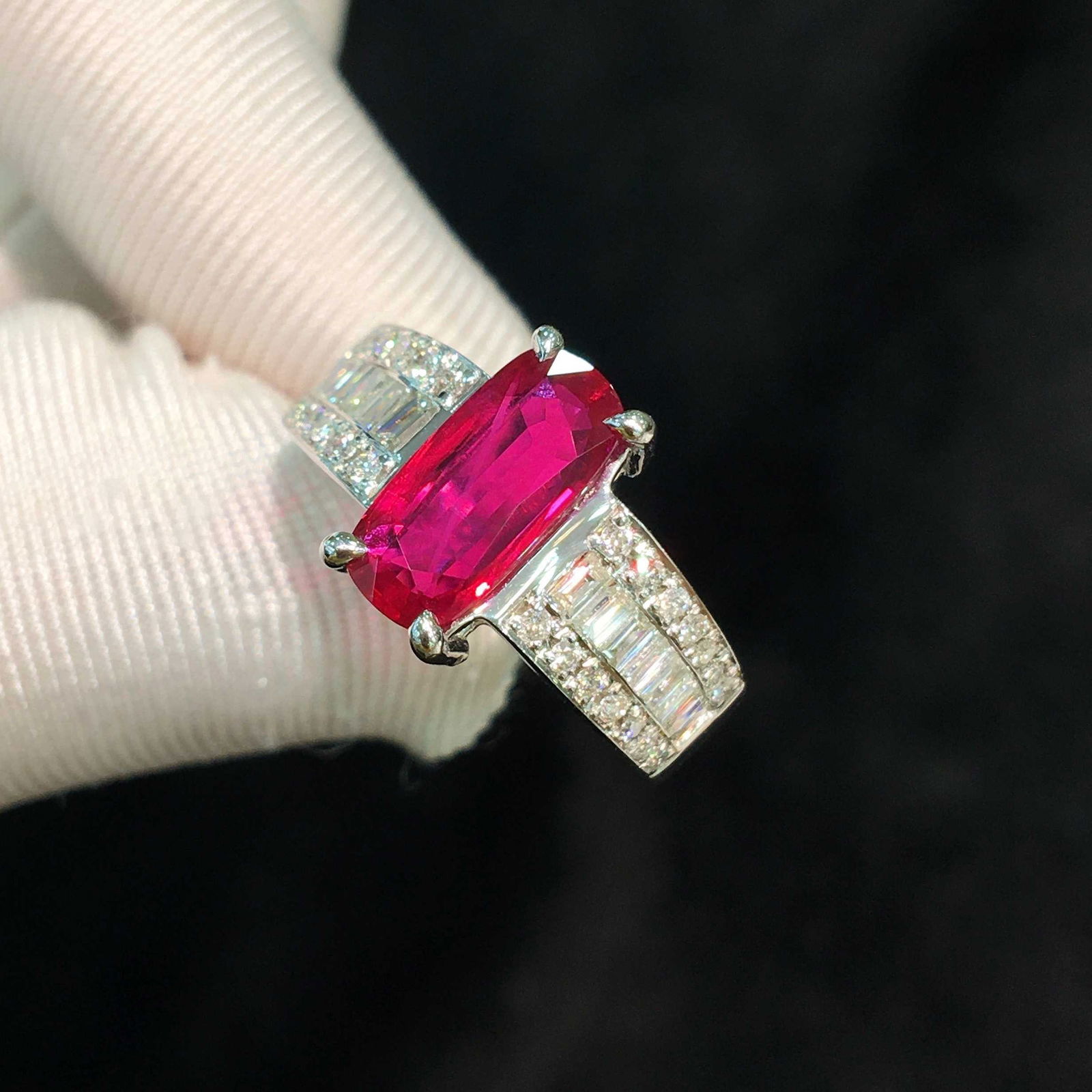 14k Gold 2.37 Ctw Natural Ruby & Diamond Ring - 2