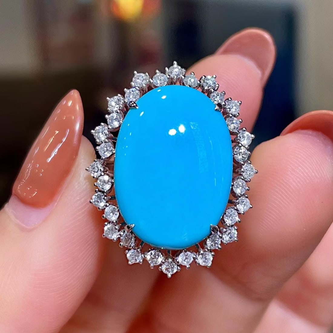 14k Gold 7.64 Ctw Natural Blue Turquoise & Diamond Ring: Ref:231108316 // gold content:14k gold // ring size:7. 25us // // main gemstone:blue turquoise // shape:oval // carat weight:6. 98ct // color:blue // treatment:natural // // adjacent gemstone 2 :