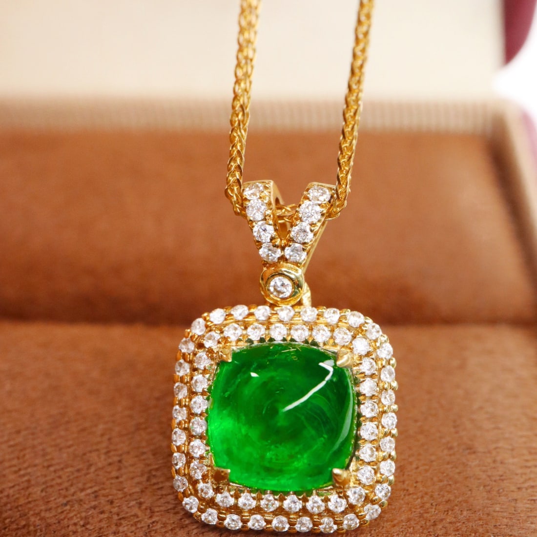 14k Gold 2.92 Ctw Vivid Green Natural Emerald & Diamond Pendant( Without Chain ) - 2