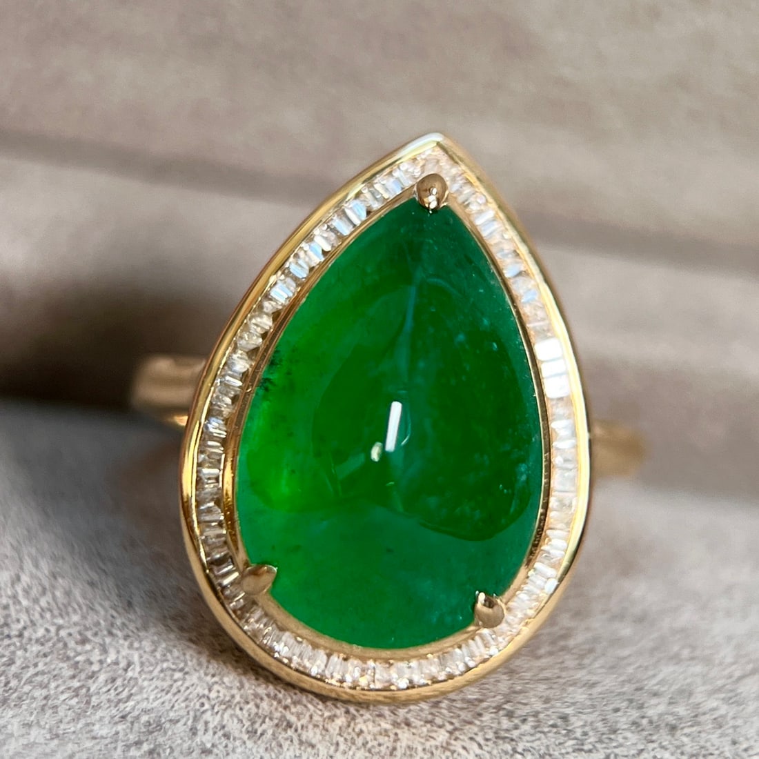 14k Gold 6.48 Ctw Vivid Green Natural Emerald & Diamond Ring - 6