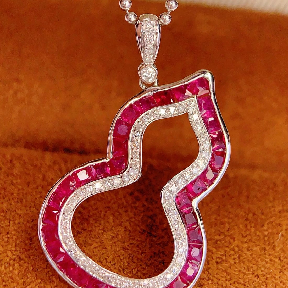 14k Gold 2.5 Ct Natural Ruby & Diamond Pendant( Without Chain ) - 2