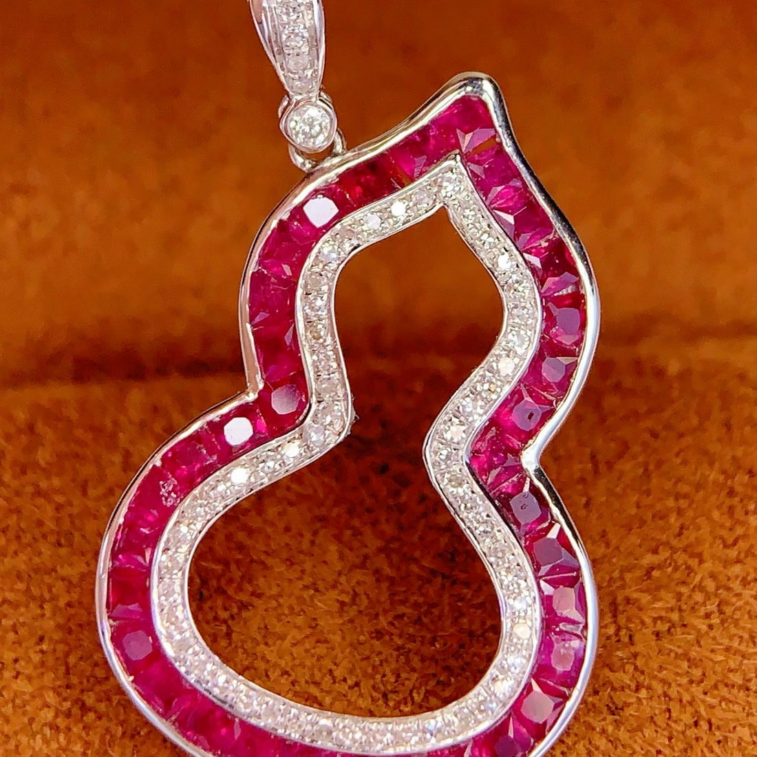 14k Gold 2.5 Ct Natural Ruby & Diamond Pendant( Without Chain ) - 5