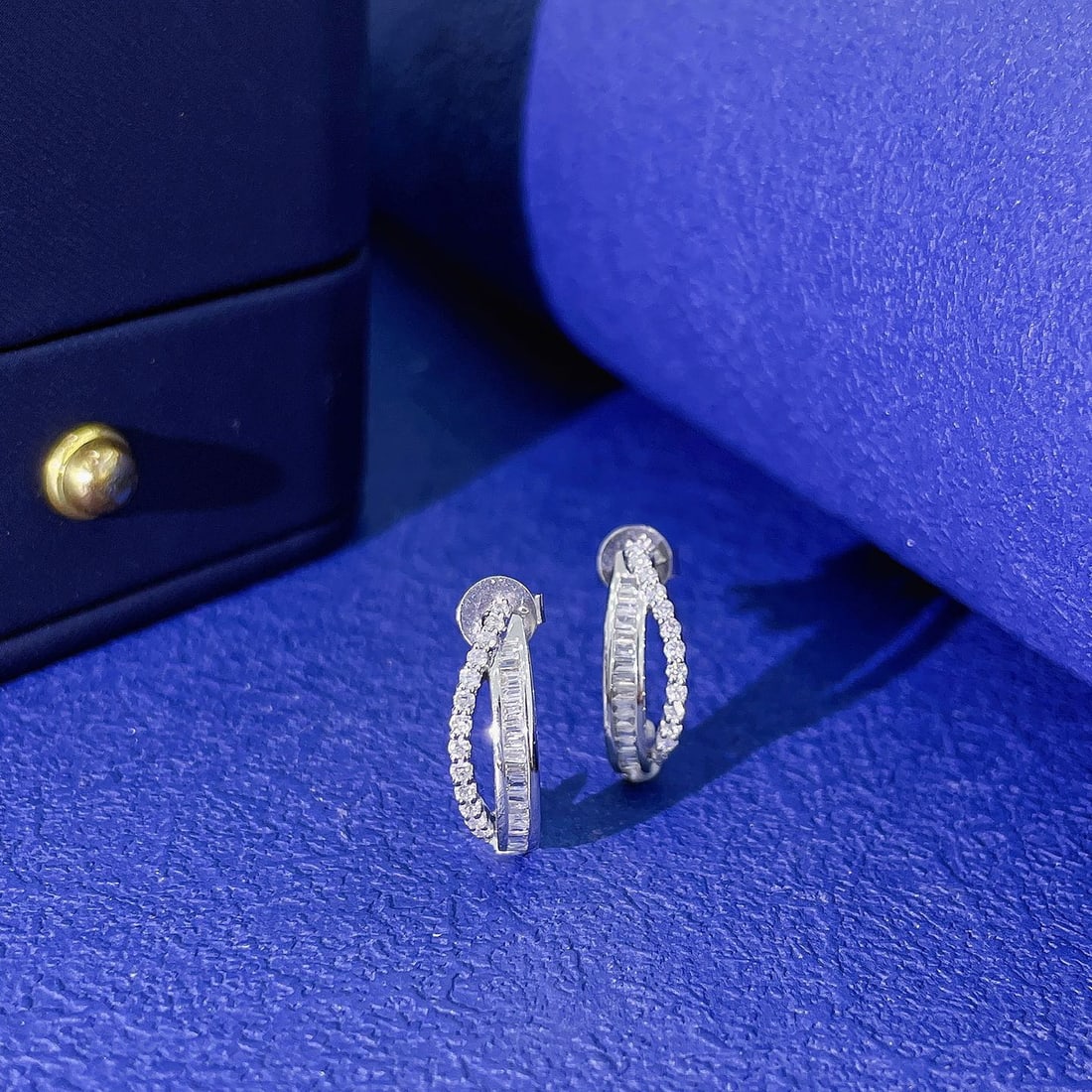 14k Gold 0.36 Ctw Natural H Diamond Earrings - 3