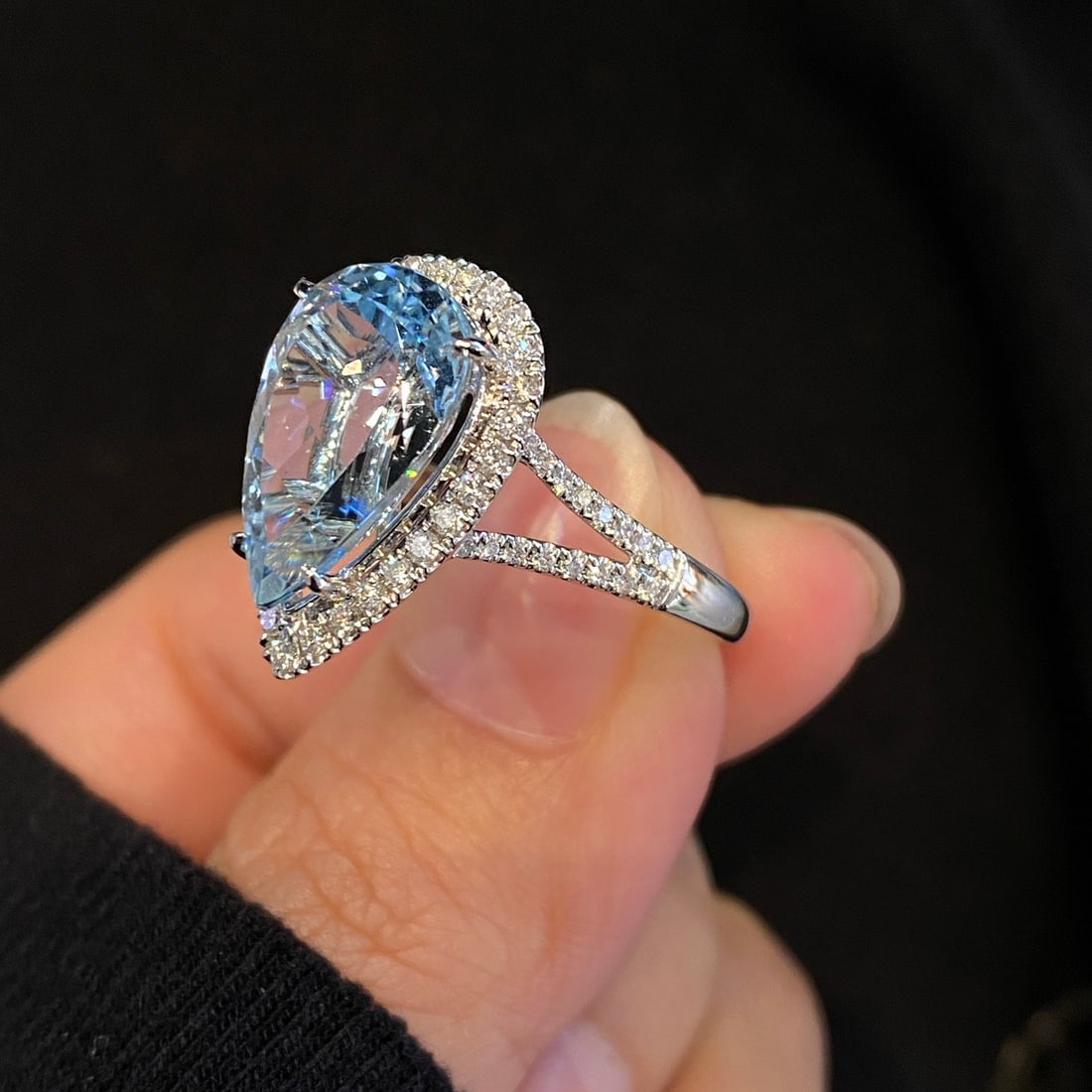 14k Gold 5.01 Ctw Natural Aquamarine & Diamond Ring - 2