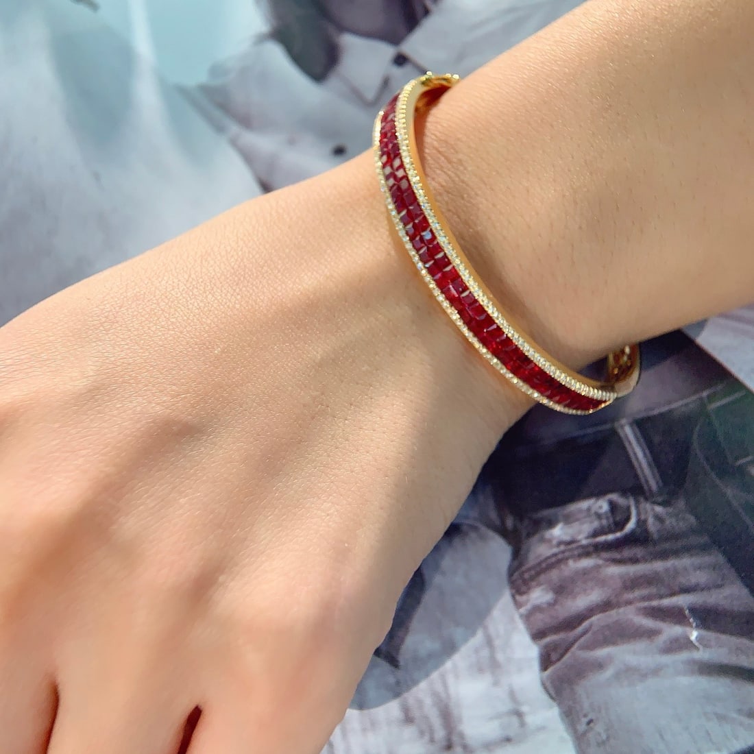 14k Gold 5.24 Ctw Natural Ruby & Diamond Bangle - 5