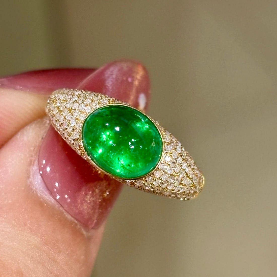 14k Gold 2.1 Ct Vivid Green Natural Emerald & Diamond Ring - 8
