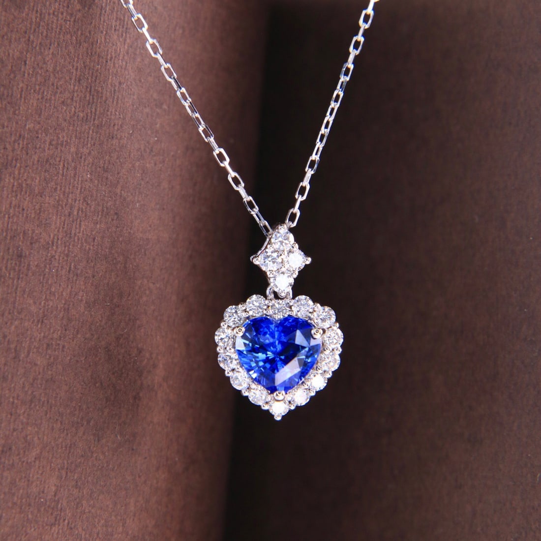 14k Gold 1.30 Ctw Natural Sapphire & Diamond Necklace - 6