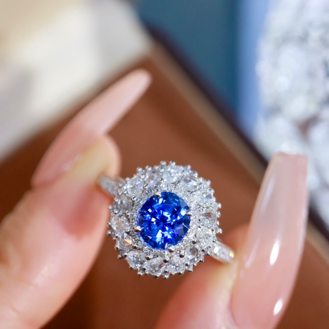 14k Gold 2.18 Ctw Natural Sapphire & Diamond Ring - 4