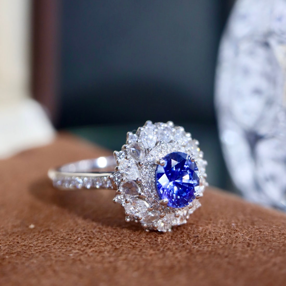 14k Gold 2.18 Ctw Natural Sapphire & Diamond Ring - 8