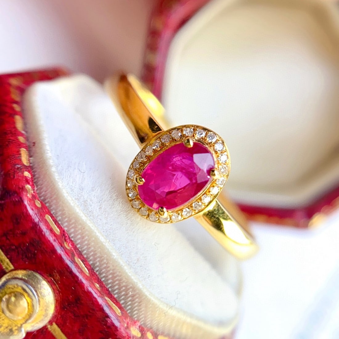 14k Gold 0.68 Ct Natural Ruby & Diamond Ring - 5