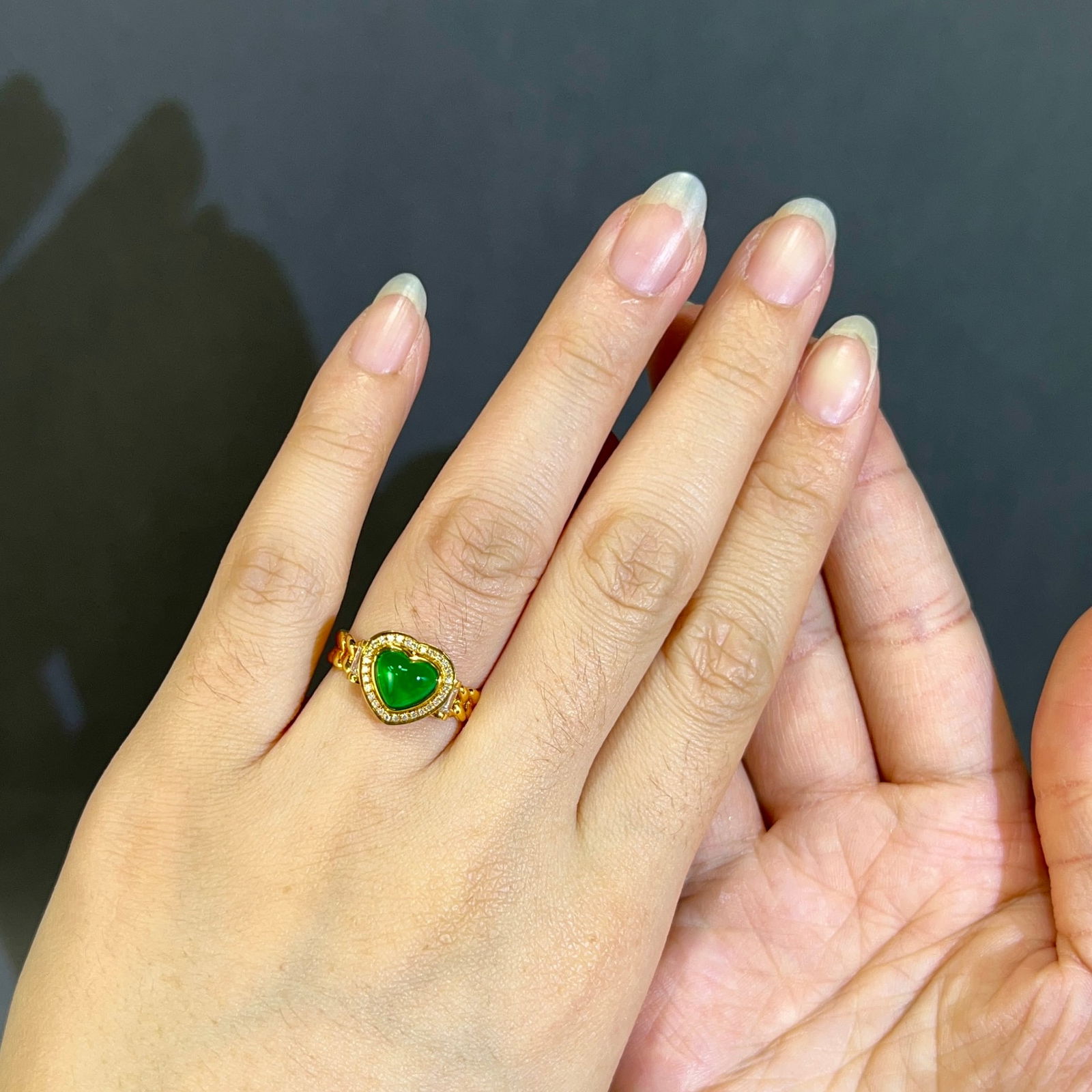 14k Gold 1.54 Ctw Vivid Green Natural Emerald & Diamond Ring - 5