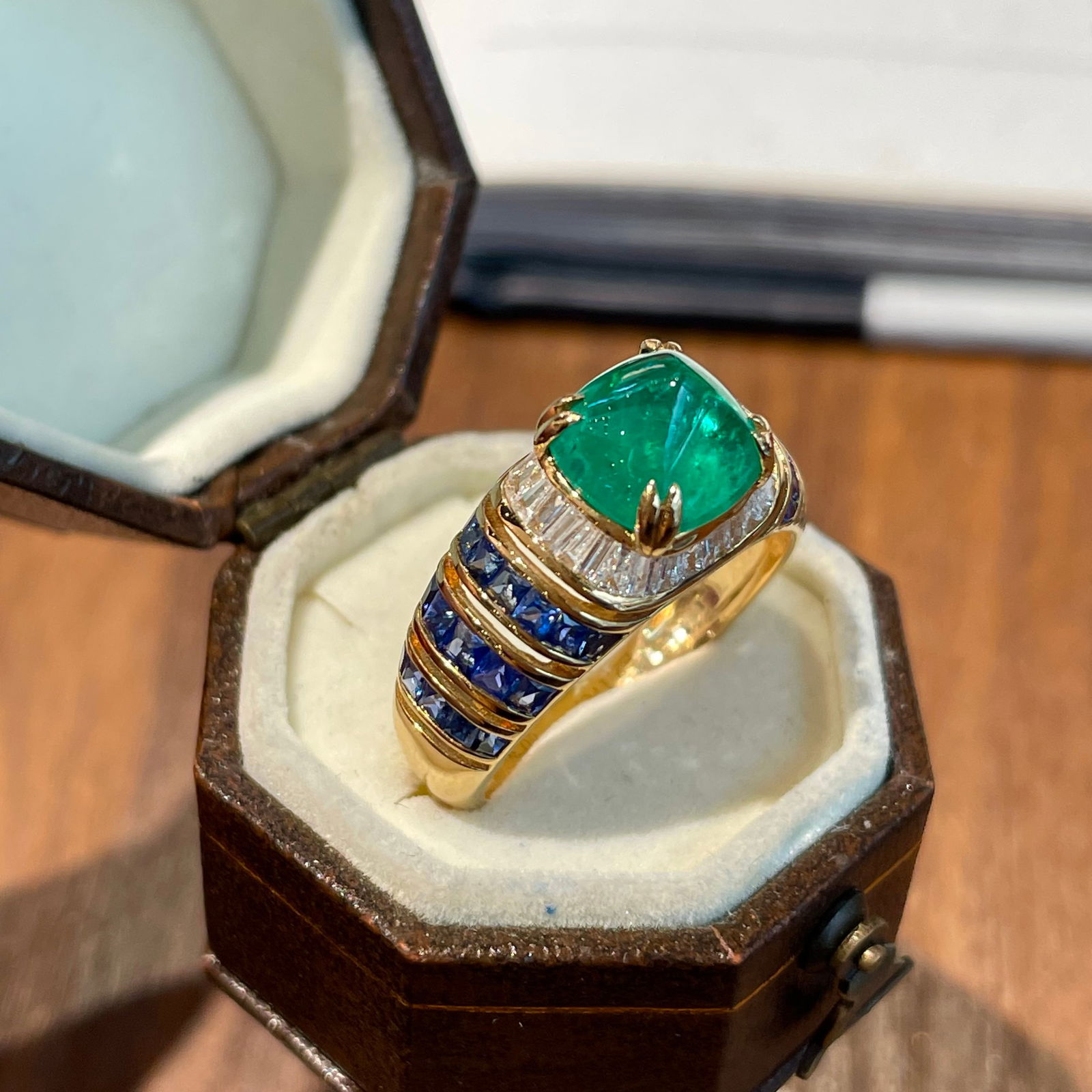 14k Gold 3.17 Ctw Natural Emerald & Sapphire Ring - 3