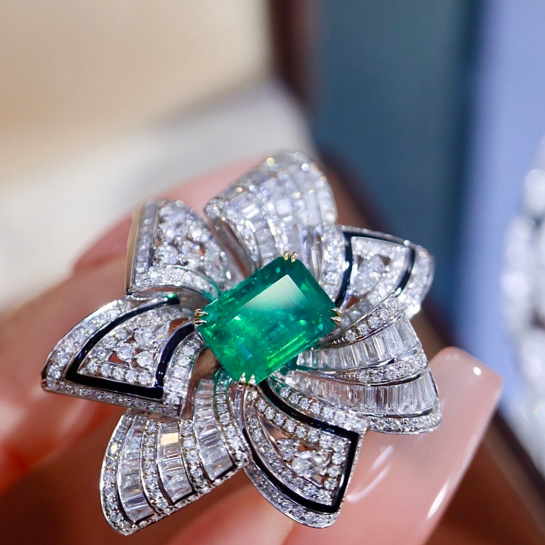 14k Gold 4.59 Ctw Vivid Green Natural Emerald & Diamond Ring/pendant( Without Chain ) - 7