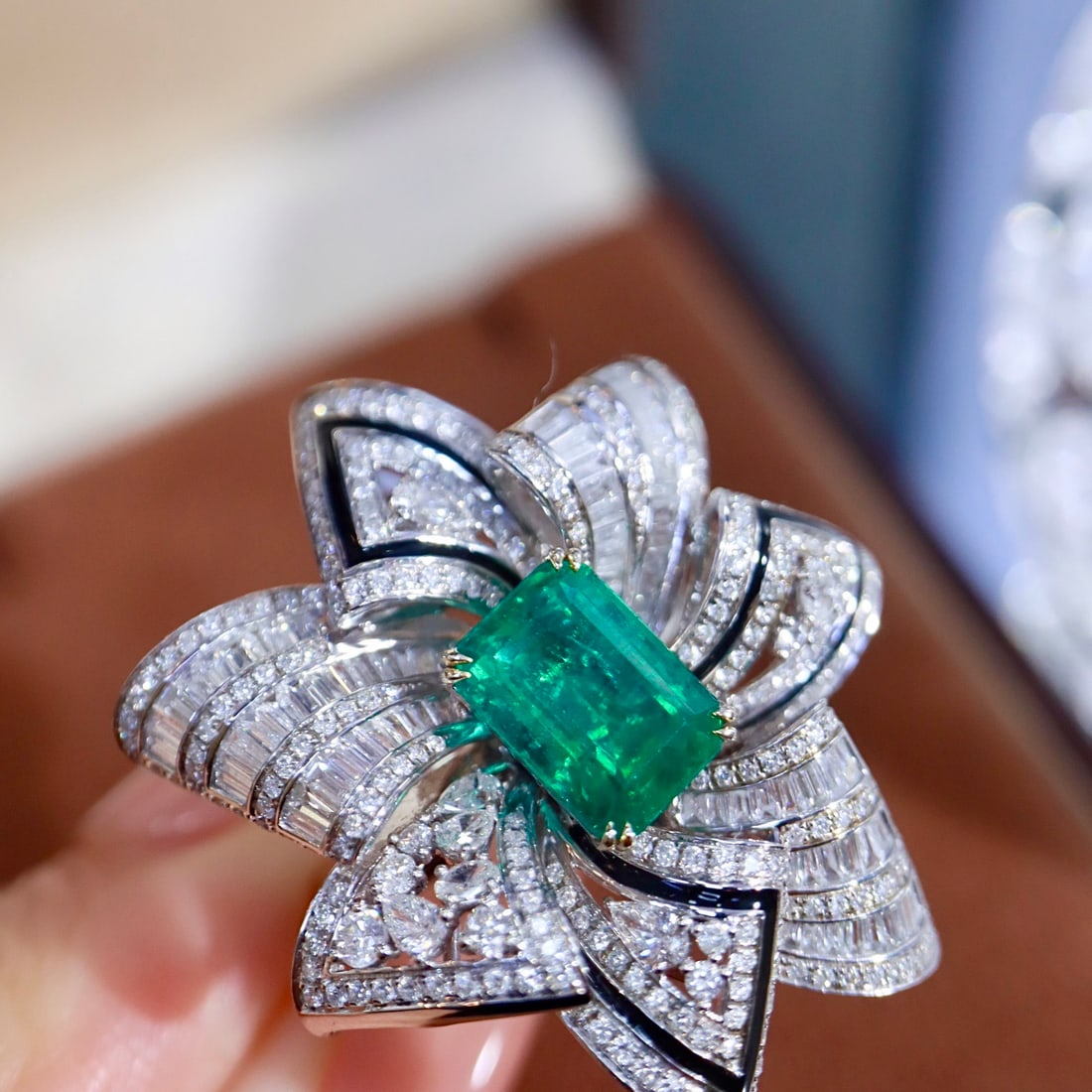 14k Gold 4.59 Ctw Vivid Green Natural Emerald & Diamond Ring/pendant( Without Chain ) - 8