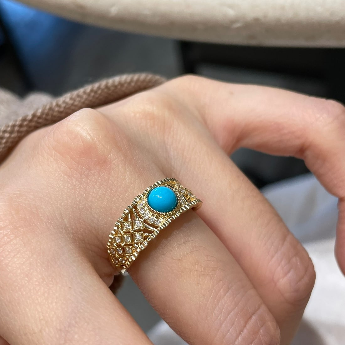 14k Gold 0.5 Ct Natural Blue Turquoise & Diamond Ring - 3