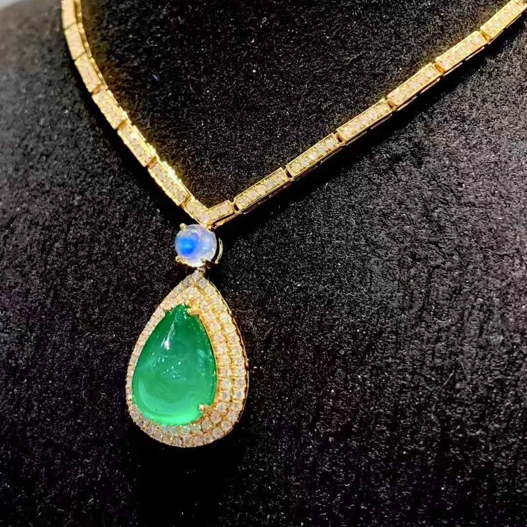 14k Gold 5.02 Ct Natural Emerald & Diamond Necklace - 3