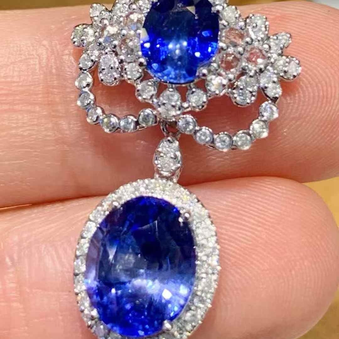 14k Gold 3.35 Ct Natural Sapphire & Diamond Pendant( Without Chain ) - 2