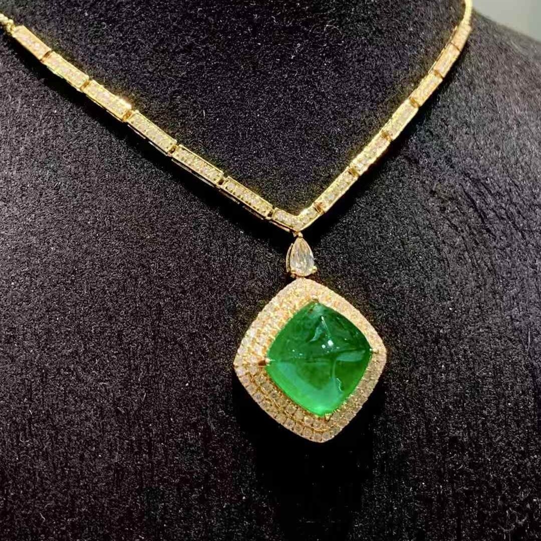 14k Gold 5.6 Ct Vivid Green Natural Emerald & Diamond Necklace - 5