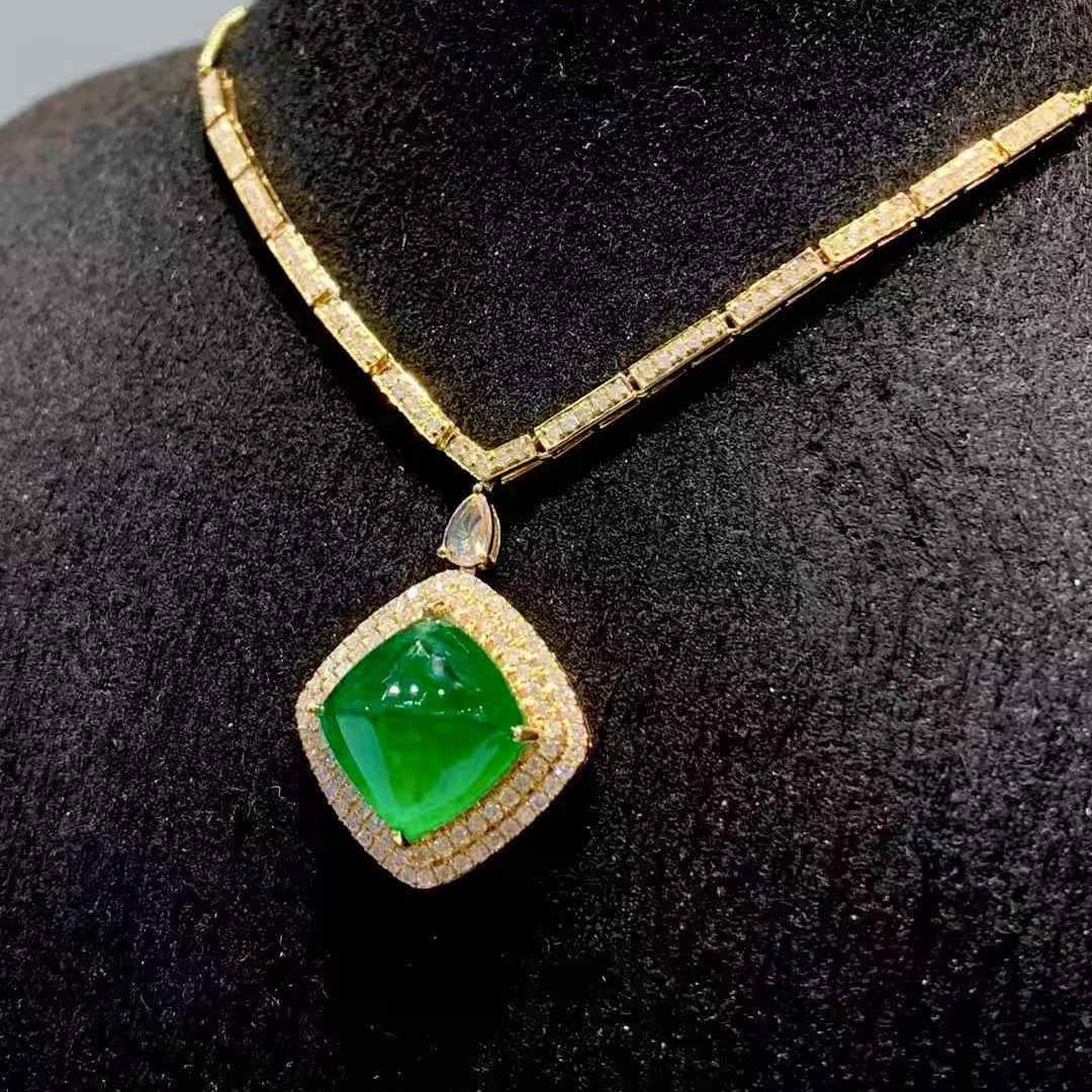 14k Gold 5.6 Ct Vivid Green Natural Emerald & Diamond Necklace - 6