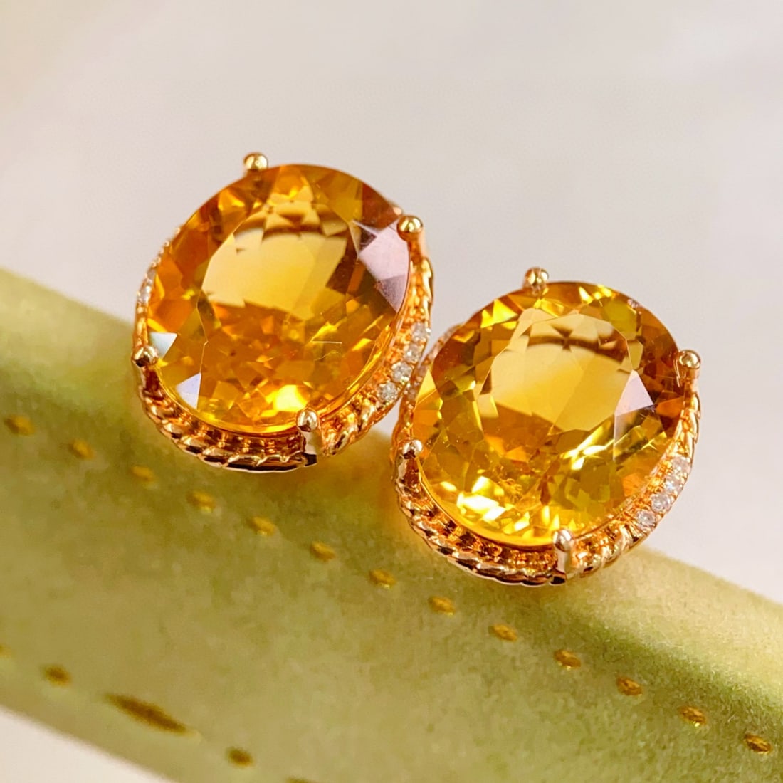 14k Gold 6.25 Ctw Natural Citrine & Diamond Earrings - 2