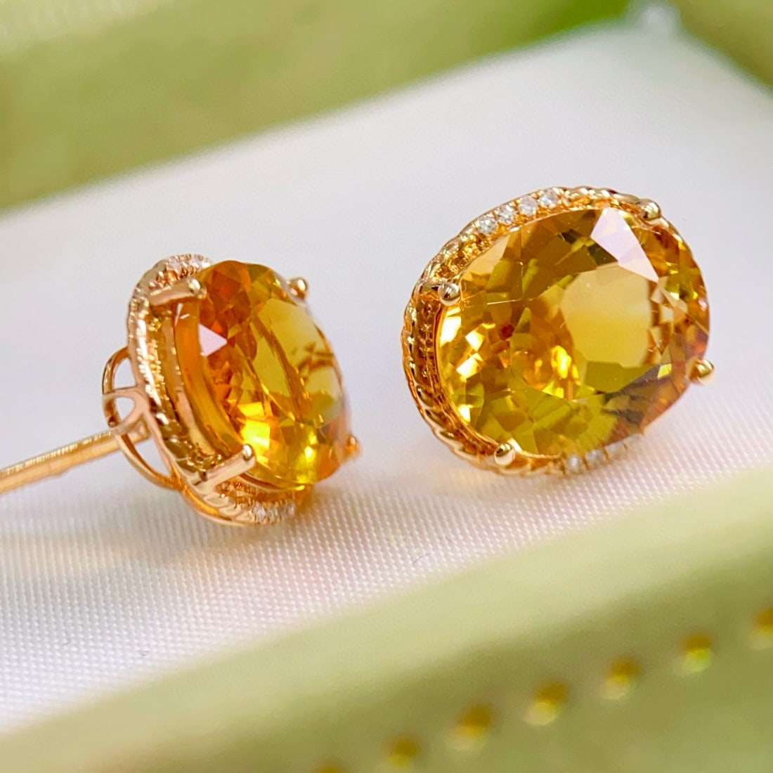 14k Gold 6.25 Ctw Natural Citrine & Diamond Earrings - 4