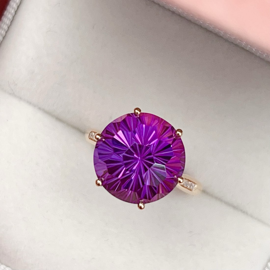 14k Gold 6.75 Ctw Natural Amethyst & Diamond Ring - 4