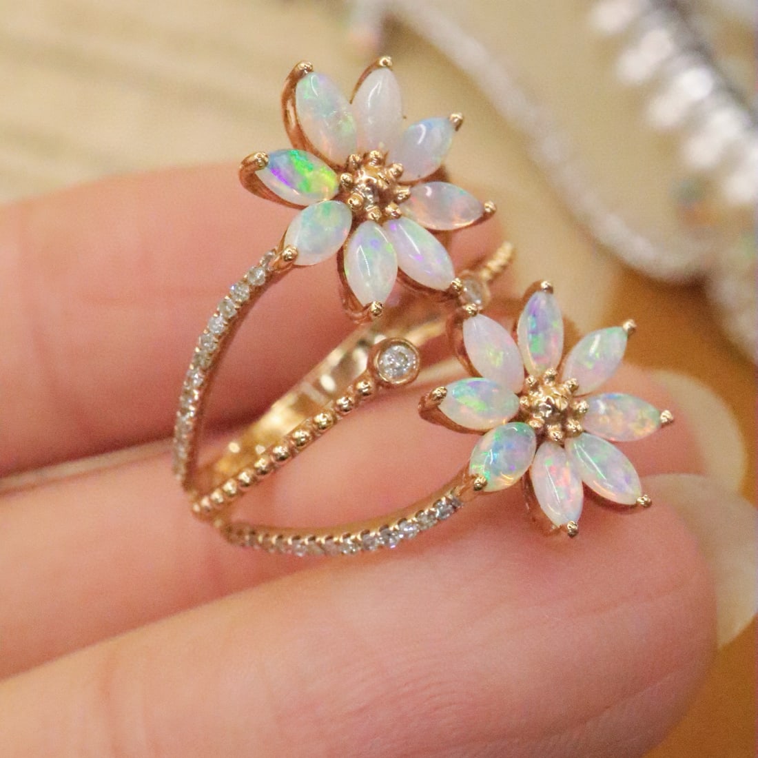 14k Gold 1.03 Ctw Natural Opal & Diamond Ring - 2