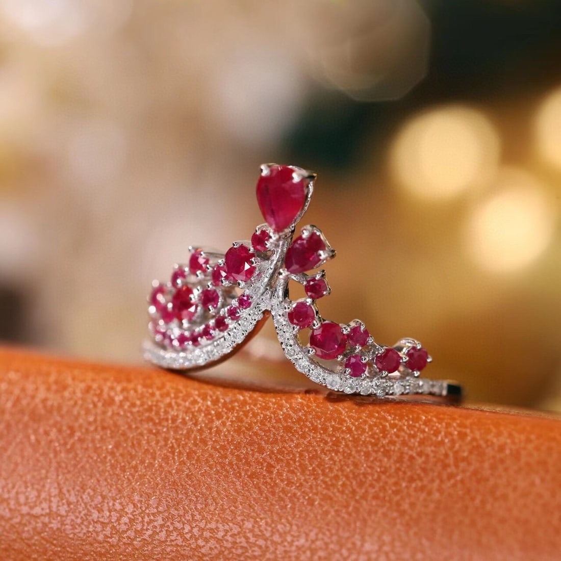 14k Gold 0.85 Ctw Natural Ruby & Diamond Ring - 4