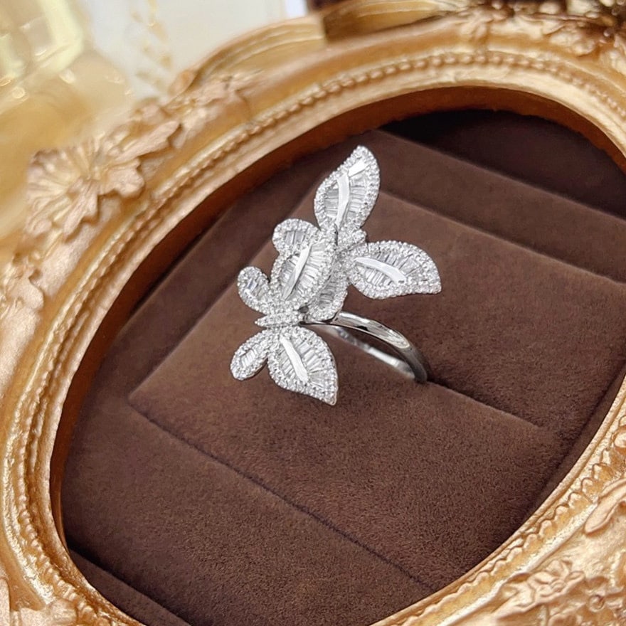 14k Gold 0.63 Ct Natural H Diamond & Butterfly Ring - 2