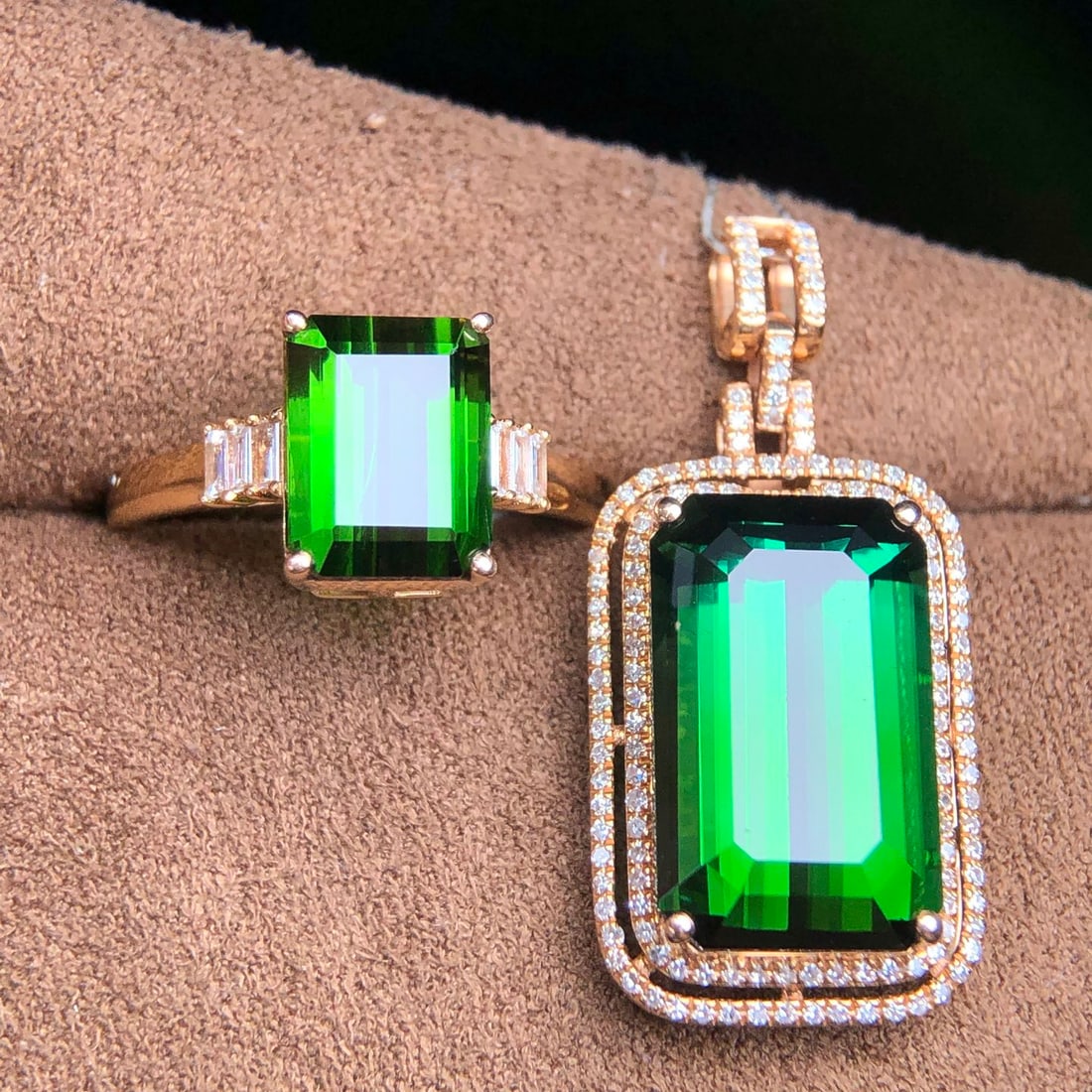 14k Gold 13.99 Ct Natural Tourmaline & Diamond Jewelry Set - 2