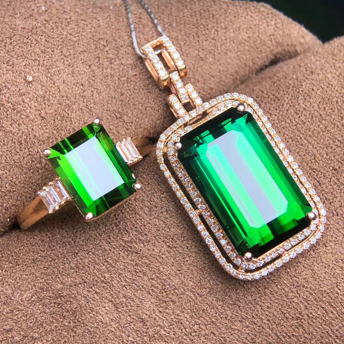 14k Gold 13.99 Ct Natural Tourmaline & Diamond Jewelry Set - 5