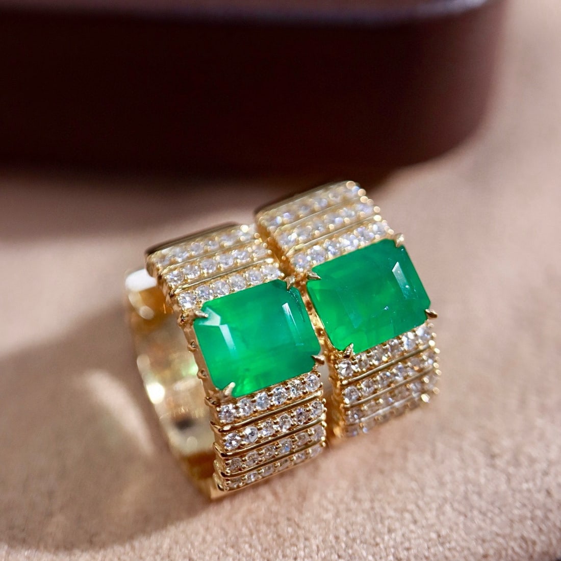 14k Gold 2.93 Ctw Natural Emerald & Diamond Earrings - 4