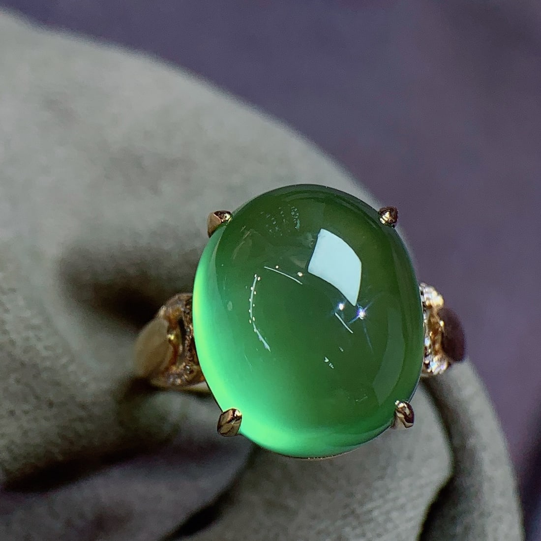 14k Gold 11.24 Ct Natural Prehnite & Diamond Ring - 2