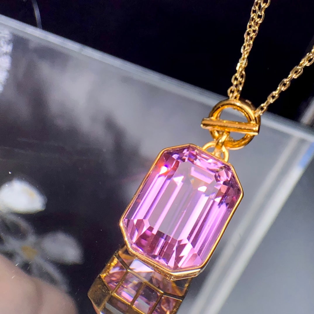 14k Gold 17 Ct Natural Kunzite Pendant( Without Chain ) - 4