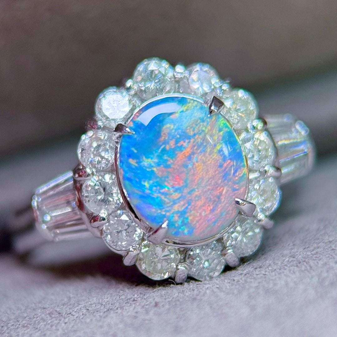 14k Gold 2.01 Ctw Natural Opal & Diamond Ring - 4