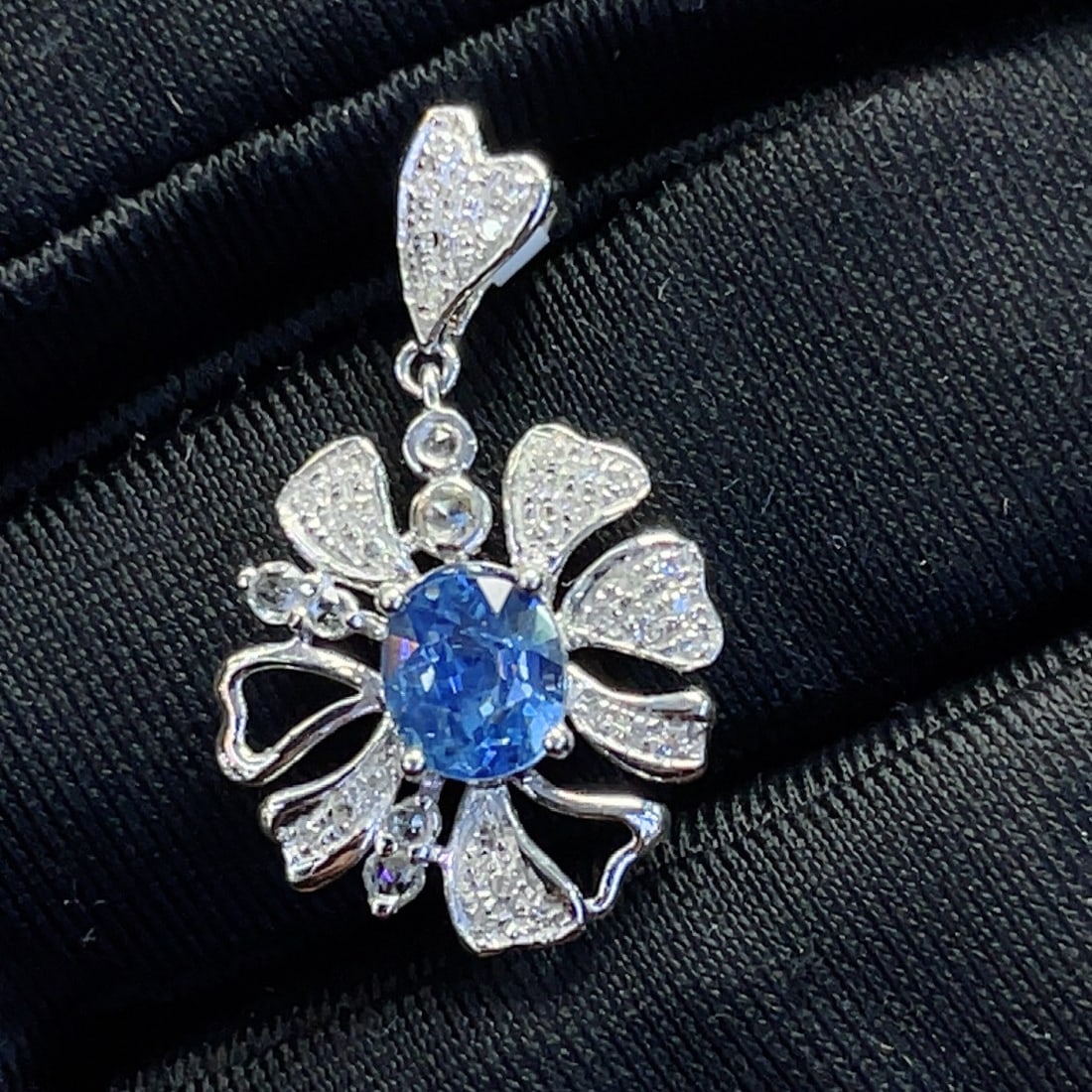 14k Gold 1.06 Ct Natural Sapphire & Diamond & Sapphire Pendant( Without Chain ) - 3