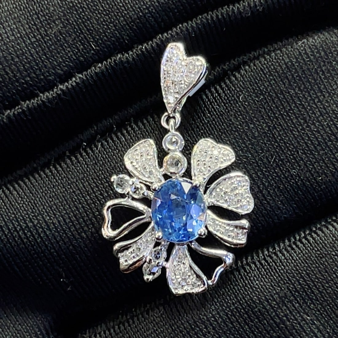 14k Gold 1.06 Ct Natural Sapphire & Diamond & Sapphire Pendant( Without Chain ) - 4