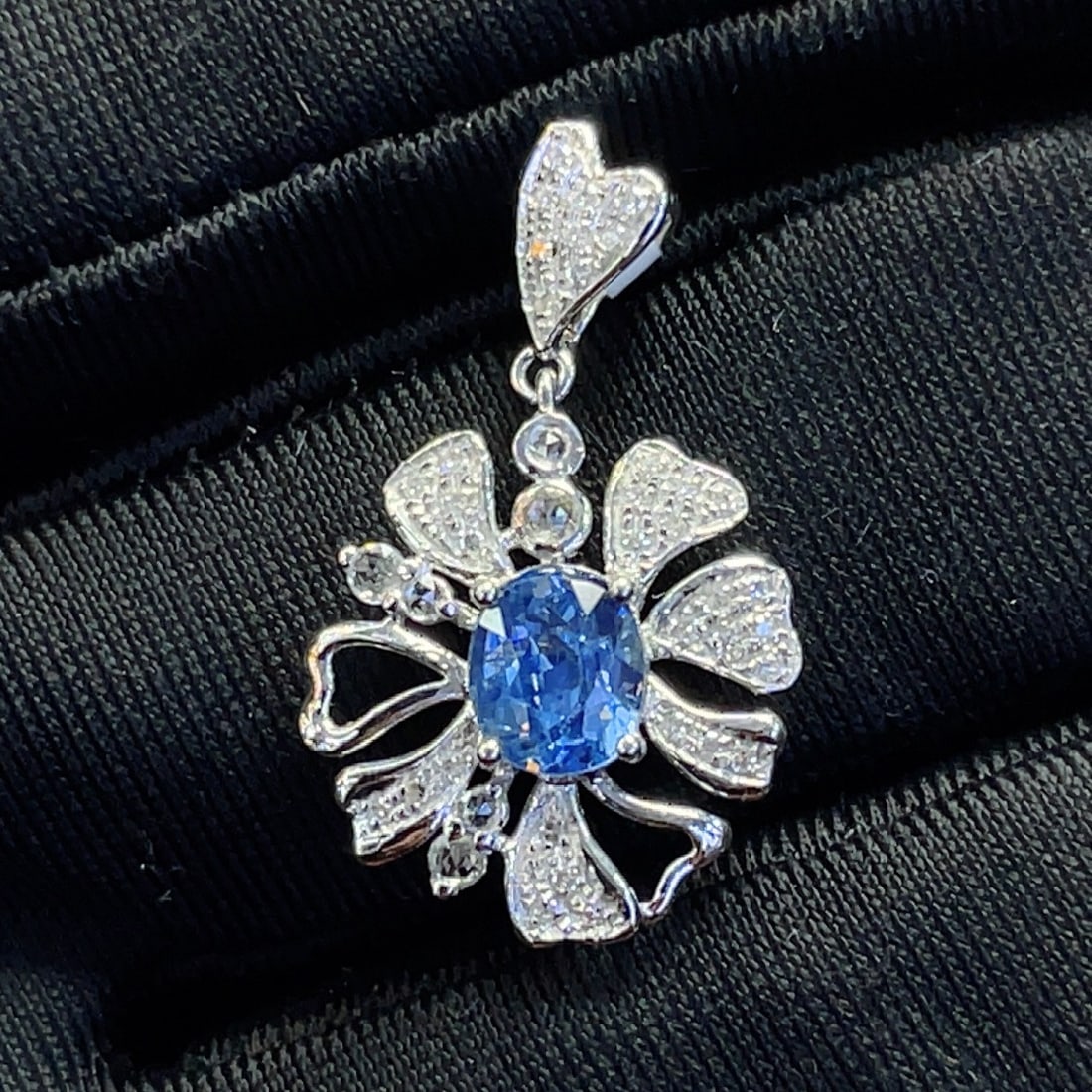 14k Gold 1.06 Ct Natural Sapphire & Diamond & Sapphire Pendant( Without Chain ) - 5