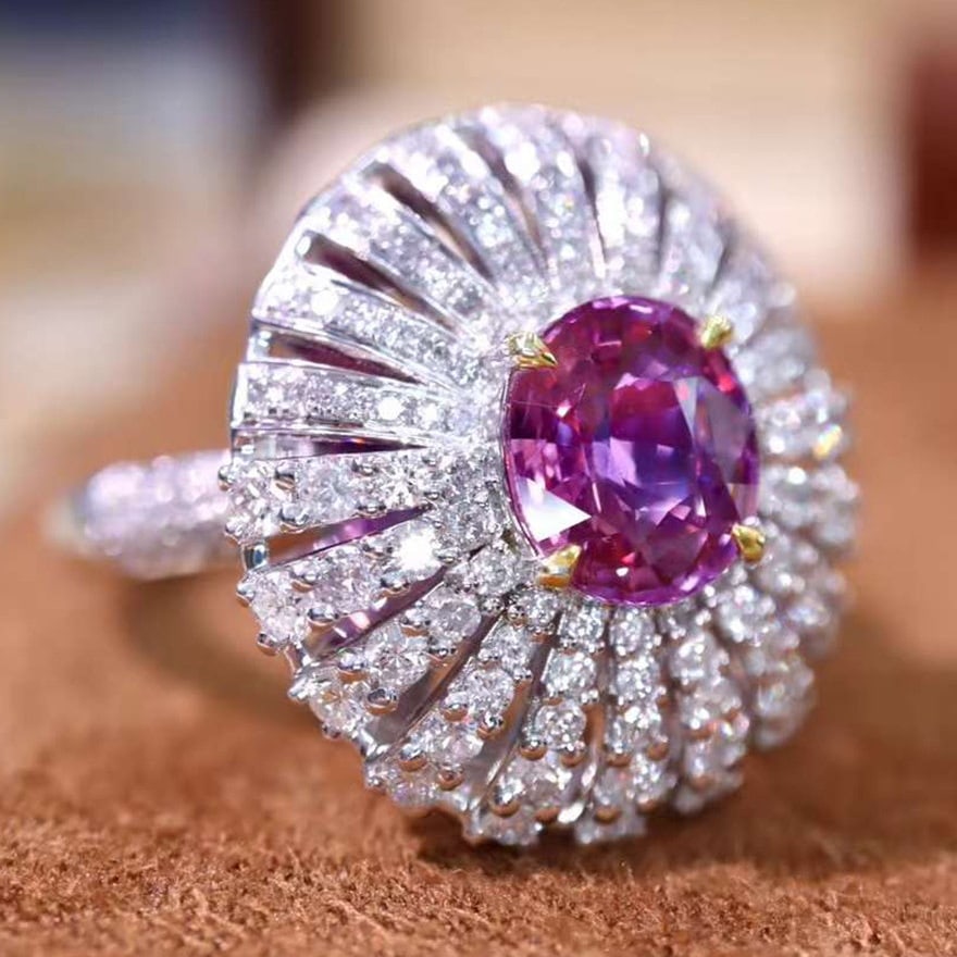 14k Gold 2.59 Ctw Natural Sapphire & Diamond Ring: Ref:231110055 // gold content:14k gold // ring size:7. 25us // // main gemstone:sapphire // shape:oval // carat weight:1. 60ct // color:pink // treatment:natural // // adjacent gemstone 2 :