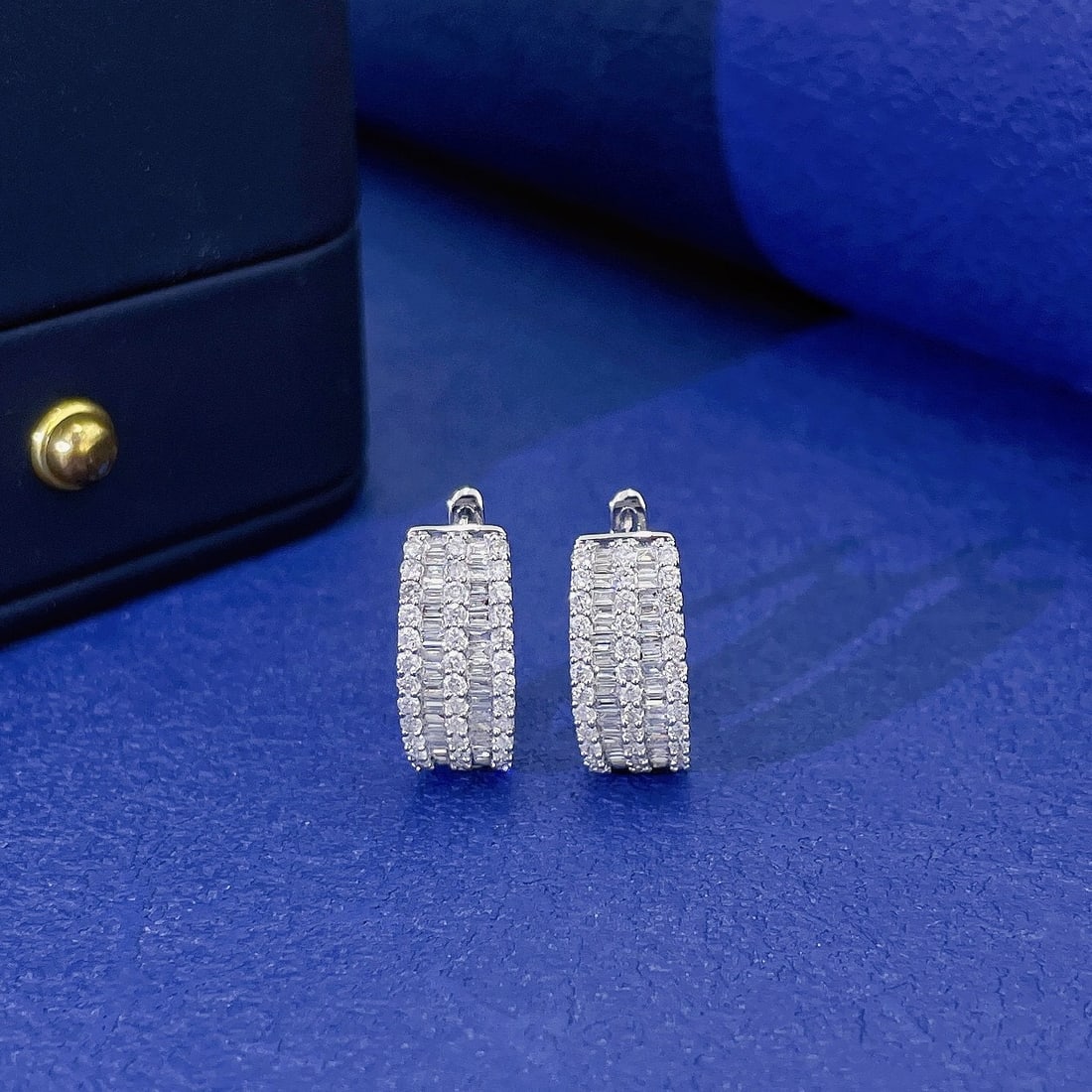 14k Gold 1.00 Ctw Natural H Diamond Earrings - 3