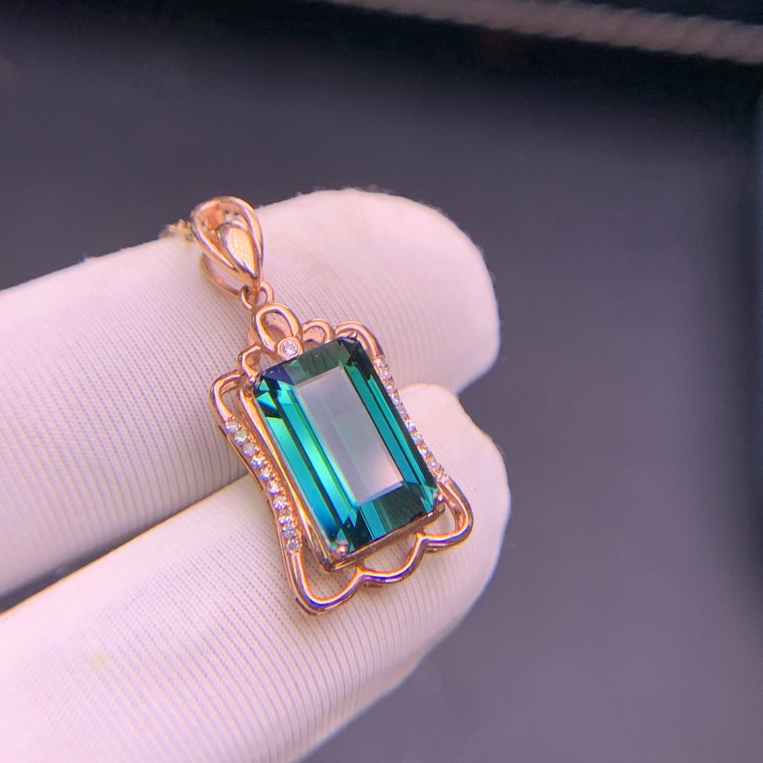 14k Gold 3.3 Ct Natural Tourmaline & Diamond Pendant( Without Chain ) - 2