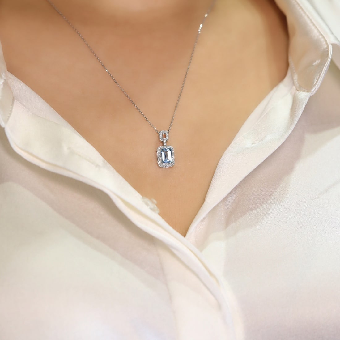 14k Gold 1.00 Ct Natural Aquamarine & Diamond Pendant( Without Chain ) - 4