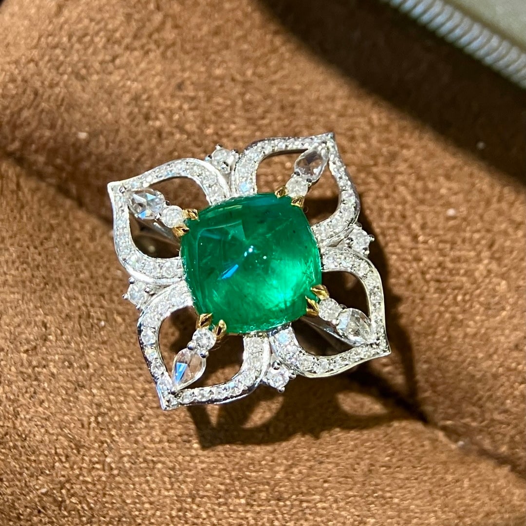 14k Gold 4.08 Ctw Vivid Green Natural Emerald & Diamond Ring - 5