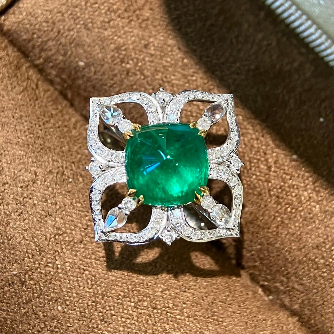 14k Gold 4.08 Ctw Vivid Green Natural Emerald & Diamond Ring - 6