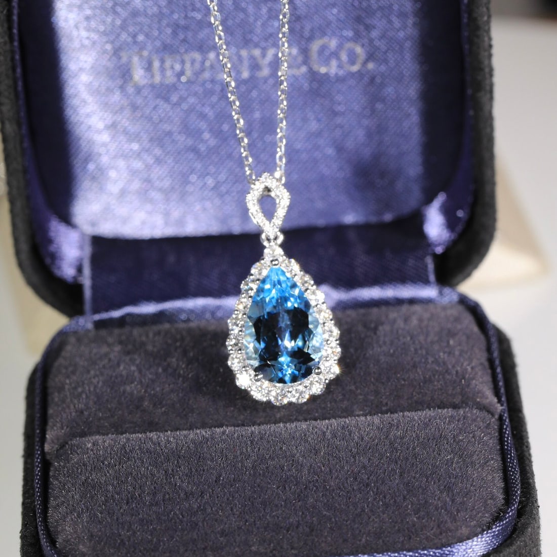 14k Gold 2.87 Ct Natural Aquamarine & Diamond Necklace - 6